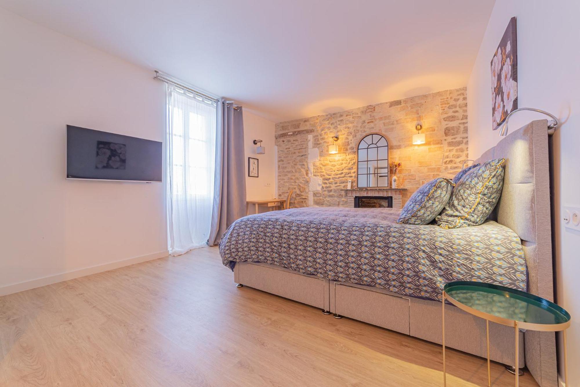 Les Gites Du Chateau Bouhet Exterior photo